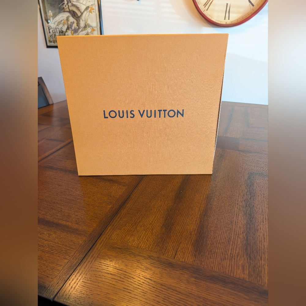 Louis Vuitton Magnetized Gift Box
